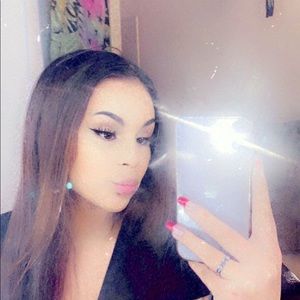 Meet your Posher, Hailey